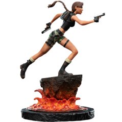 Tomb Raider socha Lara Croft (The Sanctuary of Flame) 18 cm
