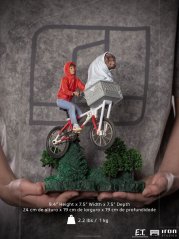 E.T. the Extra-Terrestrial Art Scale socha 1/10 E.T. and Elliot 24 cm