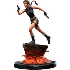 Tomb Raider socha Lara Croft (The Sanctuary of Flame) 18 cm